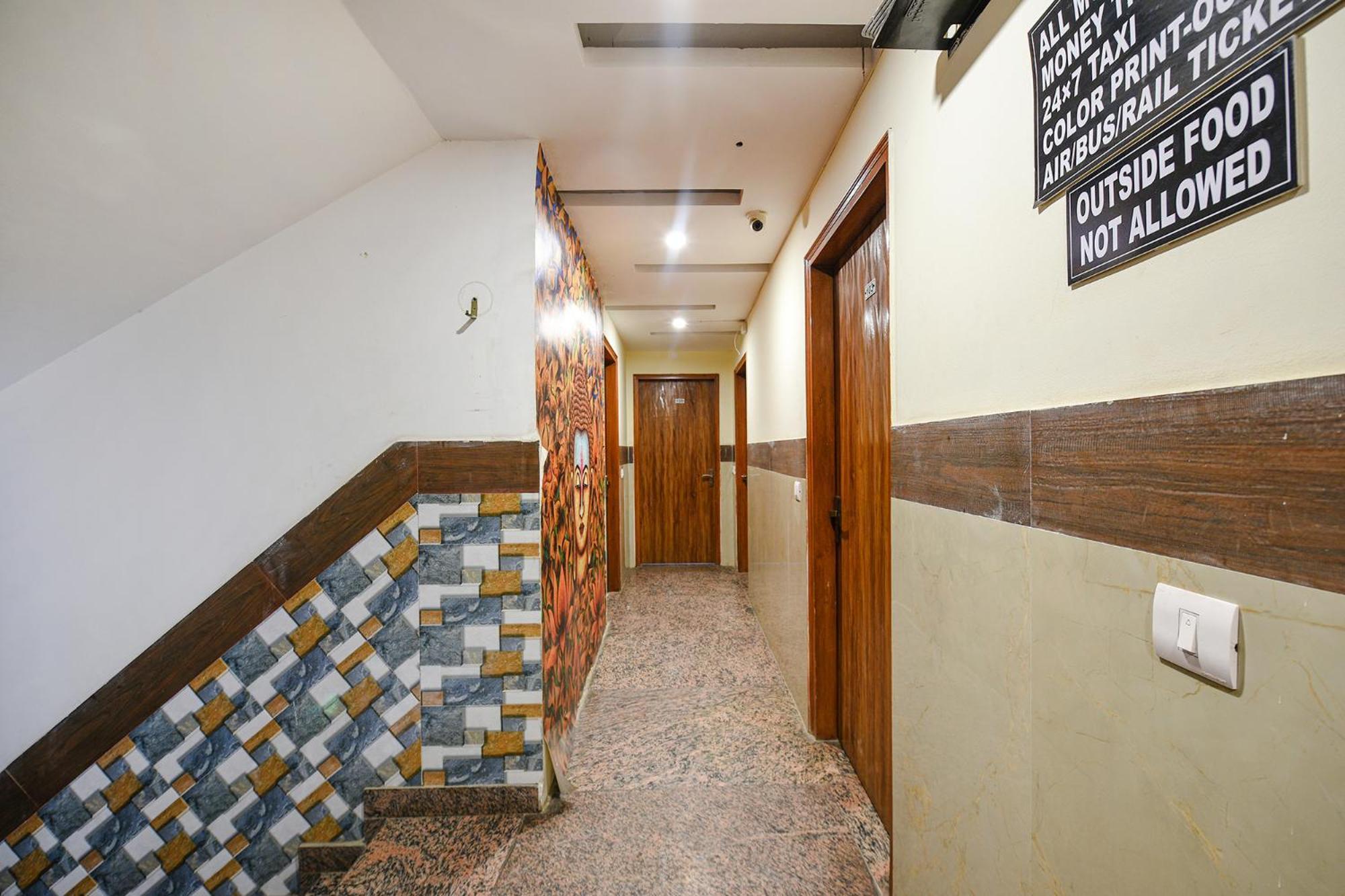 Fabexpress Shanti Stay New Delhi Exterior photo