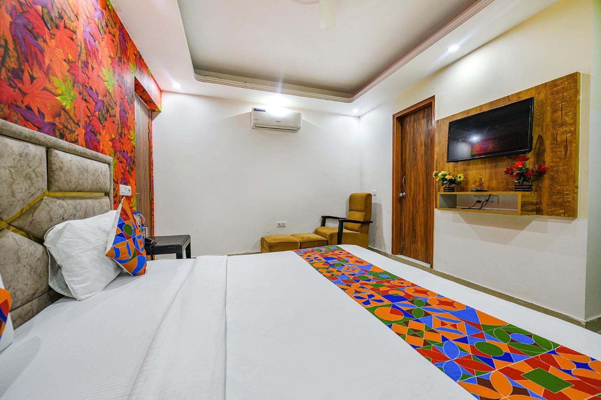 Fabexpress Shanti Stay New Delhi Exterior photo