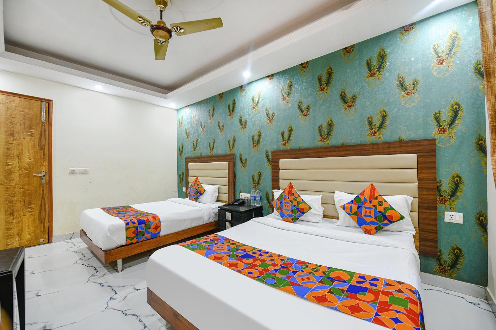 Fabexpress Shanti Stay New Delhi Exterior photo